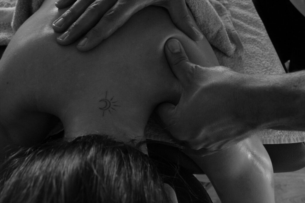 Le massage en couple